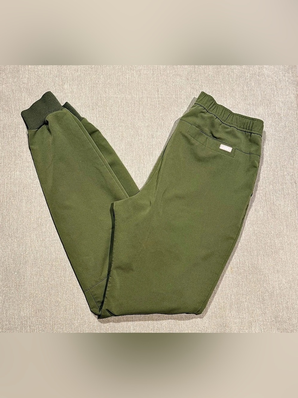FIGS Zamora Jogger Scrub Pants Olive Medium Tall